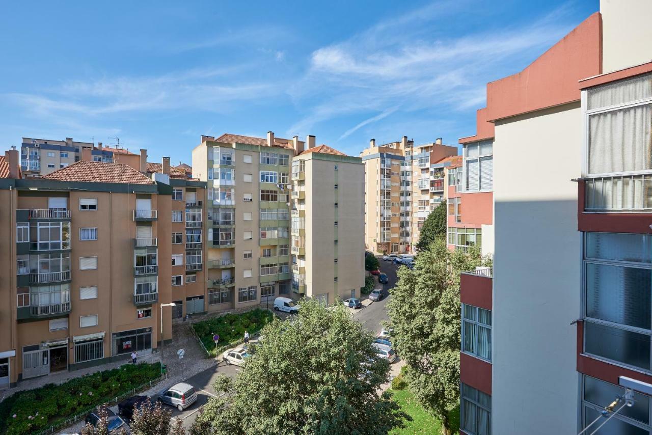 In Bed With Lisbon 8N Apartment Amadora Ngoại thất bức ảnh